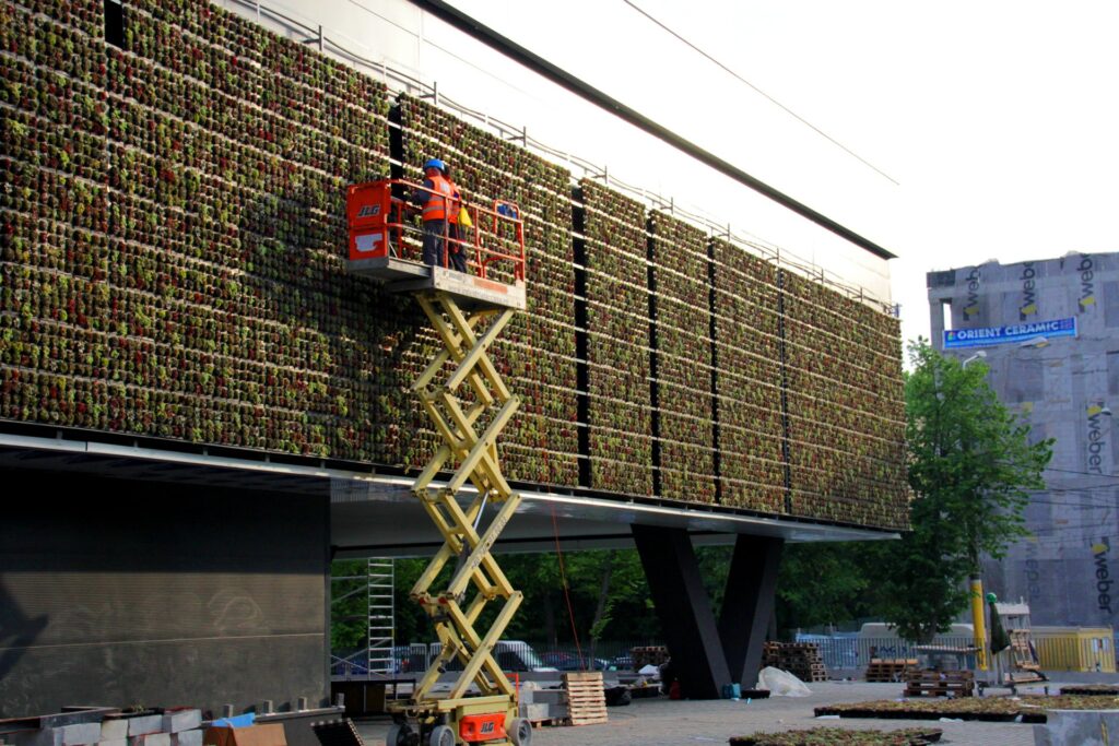 Modulares System für vertikale Gärten